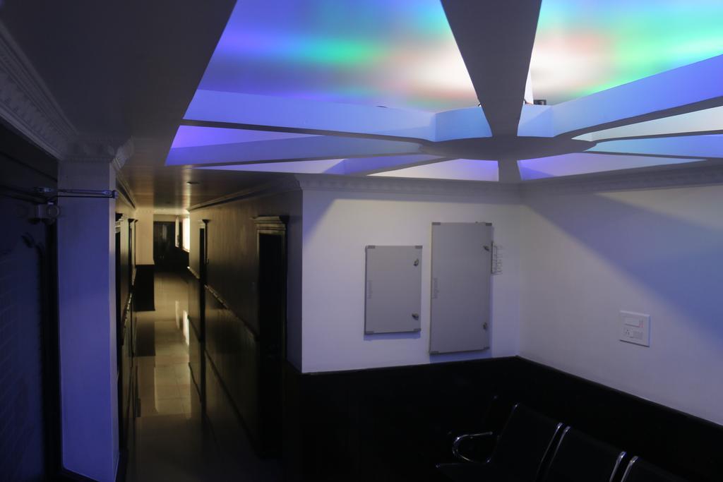 Gago Inn Thiruvananthapuram Eksteriør billede